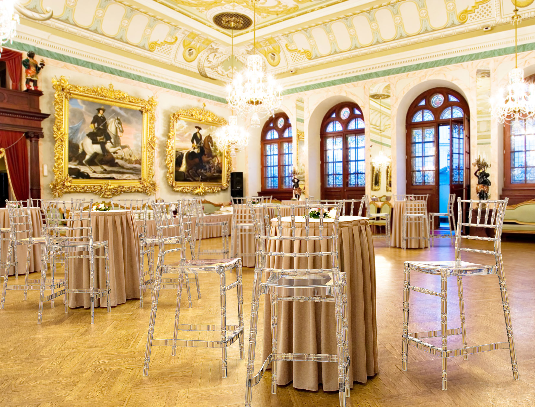 Стул полубарный Chiavari Bar 65